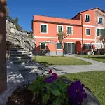 Il Vecchio Frantoio Di Gardan Con Piscina Διαμέρισμα *