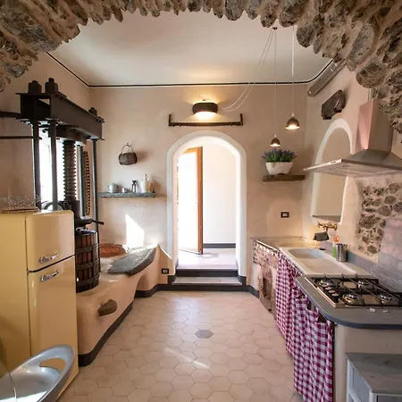 Il Vecchio Frantoio Di Gardan * Vignana