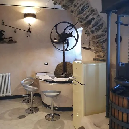 Il Nuovo Vecchio Frantoio Di Gardan Con Piscina Apartmán *