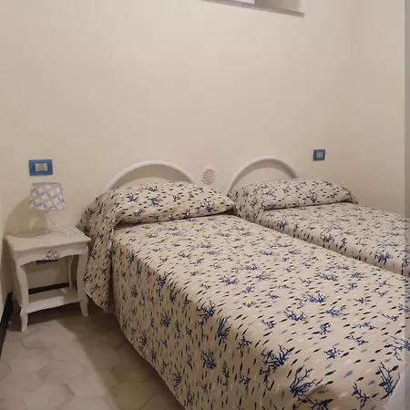 Lägenhet Il Vecchio Frantoio Di Gardan Con Piscina *