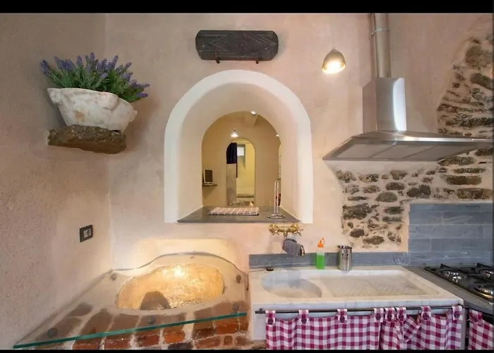 Il Vecchio Frantoio Di Gardan